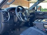 Used 2022 Chevrolet Silverado 2500 LT w/ Convenience Package image 4