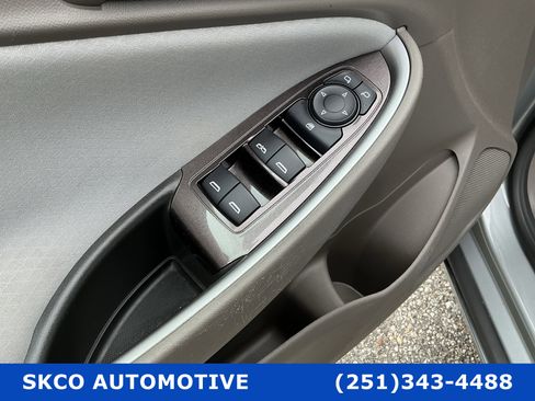 Used 2023 Chevrolet Malibu LT image 22