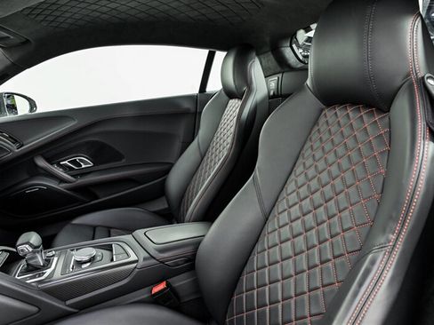 Used 2017 Audi R8 V10 plus AWD/4WD image 36