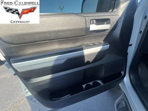 Used 2020 Toyota Tundra SR5 w/ SR5 Upgrade Package RWD image 26