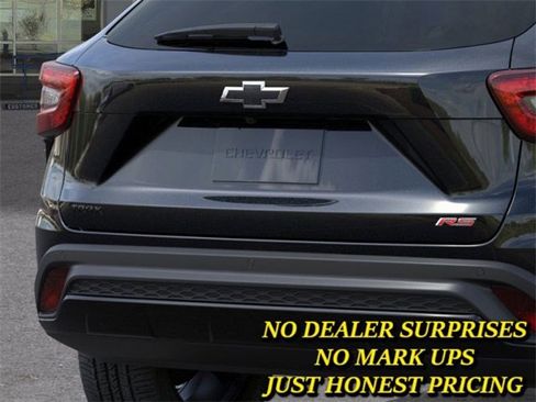 New 2026 Chevrolet Trax RS w/ Sunroof Package image 14