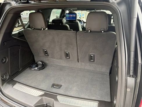 Used 2023 Chevrolet Tahoe High Country w/ Premium Package 2 AWD/4WD image 26