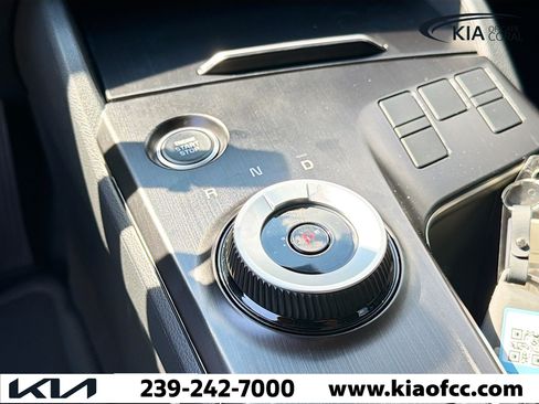 New 2026 Kia Sportage LX FWD image 24