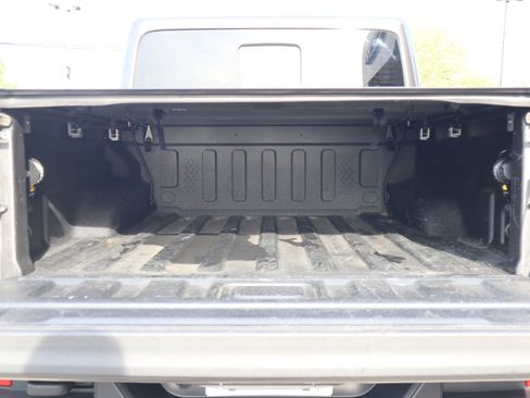 Used 2021 Jeep Gladiator Overland w/ Trailer Tow Package image 31