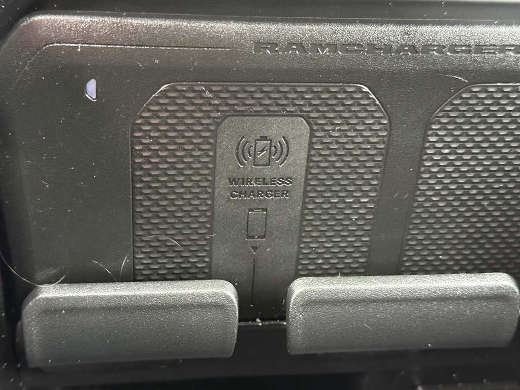Used 2023 RAM 1500 Laramie AWD/4WD image 34