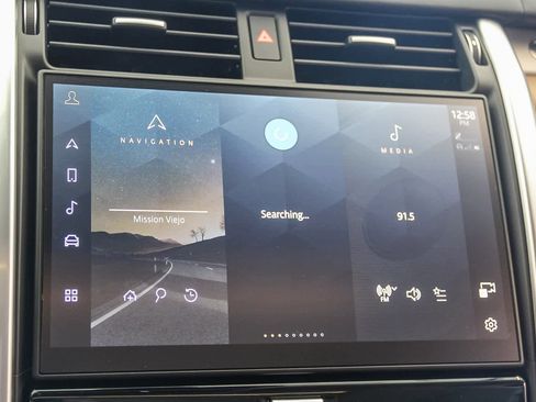 New 2026 Land Rover Discovery Limited Edition image 25