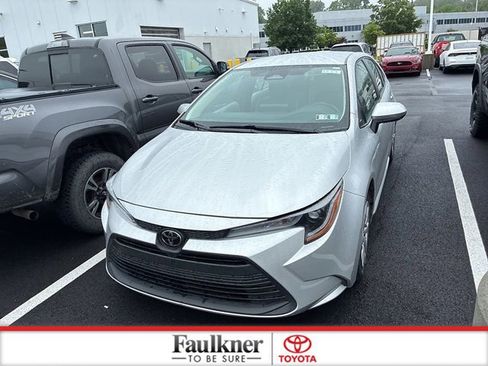 Used 2024 Toyota Corolla LE FWD image 21