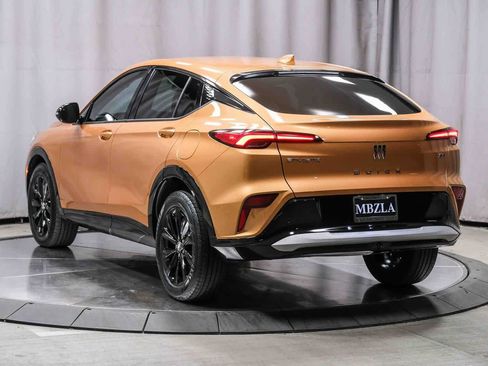 Used 2024 Buick Envista Sport Touring w/ Convenience I Package image 2