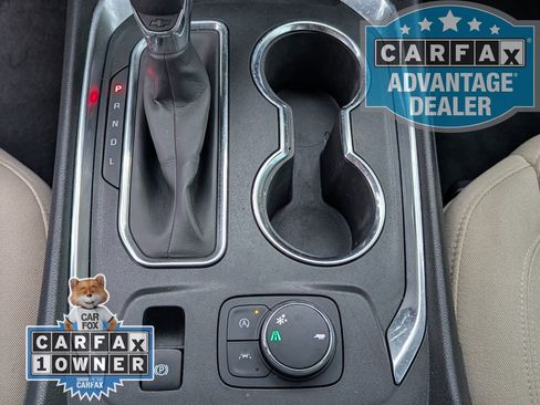 Certified 2023 Chevrolet Traverse LT w/ LPO, Floor Liner Package FWD image 10