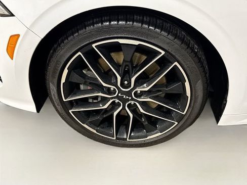 Used 2024 Kia K5 GT w/ GT1 Package image 10