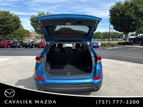 Used 2017 Hyundai Tucson SE Plus AWD/4WD image 9