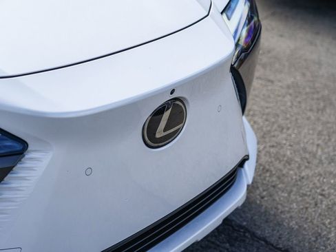 Used 2023 Lexus RZ 450e Premium w/ Technology Package image 3