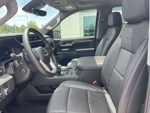 Used 2025 GMC Sierra 1500 Denali AWD/4WD image 14