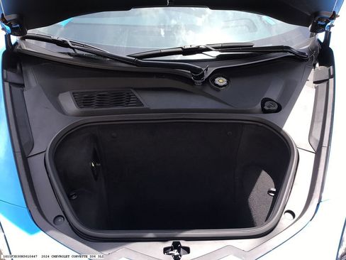 Used 2024 Chevrolet Corvette Z06 w/ Stealth Interior Trim Package RWD image 18