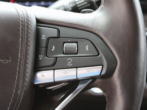 Used 2024 Cadillac Escalade ESV Sport Platinum w/ Heavy-Duty Trailer Package image 15