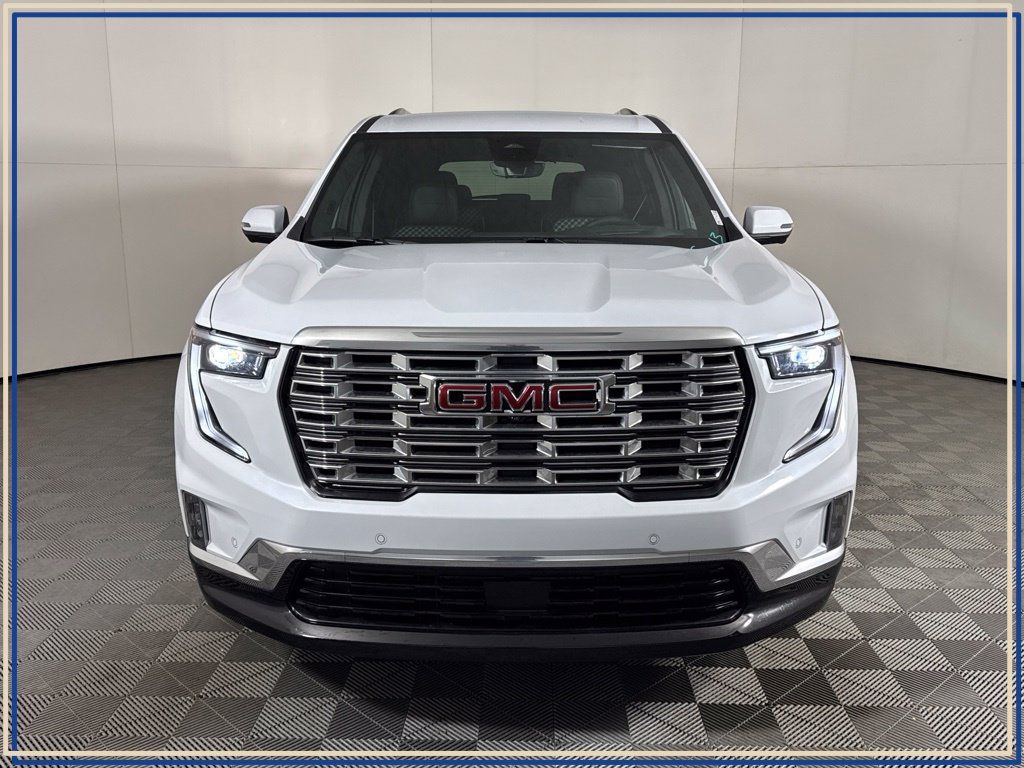 Used 2026 GMC Acadia Denali w/ Super Cruise Package AWD/4WD image 3