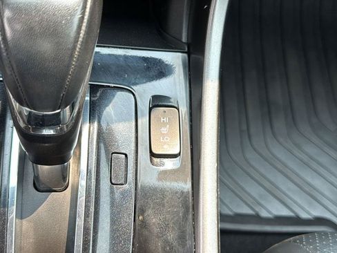 Used 2017 Honda Accord EX-L image 22