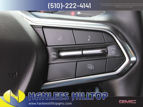 Used 2025 Chevrolet Suburban LT RWD image 28
