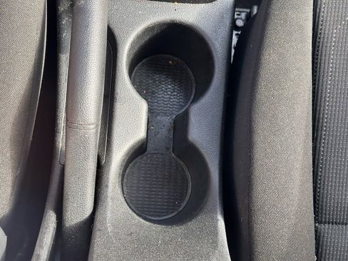 Certified 2025 Hyundai Venue SE image 30