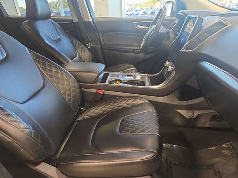Used 2024 Ford Edge Titanium image 20