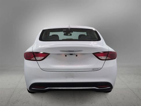 Certified 2017 Chrysler 200 Limited Platinum image 7
