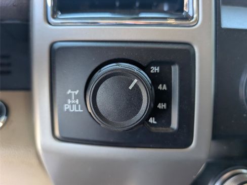 Used 2020 Ford F150 Lariat w/ Equipment Group 502A Luxury AWD/4WD image 19