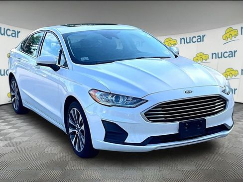 Used 2019 Ford Fusion SE AWD/4WD image 1