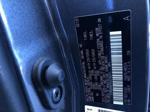 Used 2025 Toyota Highlander XSE AWD/4WD image 33