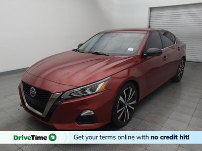 Used 2021 Nissan Altima 2.5 SR w/ SR Premium Package