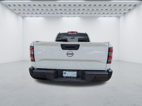 Used 2022 Nissan Frontier S w/ Technology Package RWD image 5
