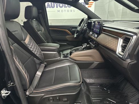 Used 2024 GMC Canyon Denali image 20