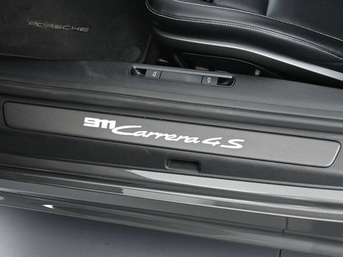 Certified 2023 Porsche 911 Carrera 4S AWD/4WD image 17