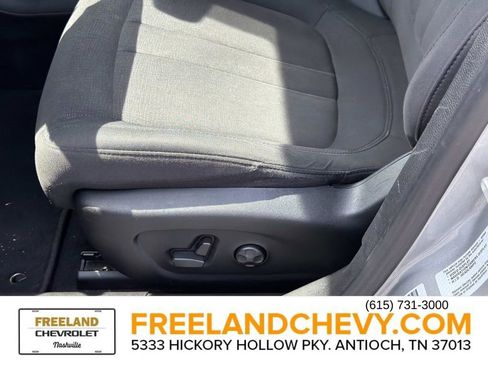 Used 2015 Chrysler 200 Limited w/ Convenience Group FWD image 23