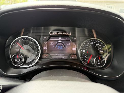 Used 2020 RAM 1500 Big Horn AWD/4WD image 16