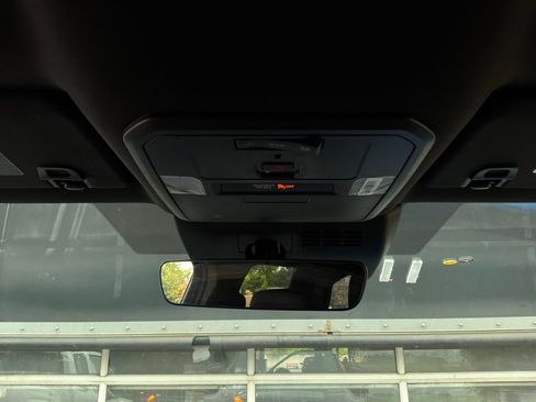 Used 2025 Toyota Tacoma TRD Off-Road image 14