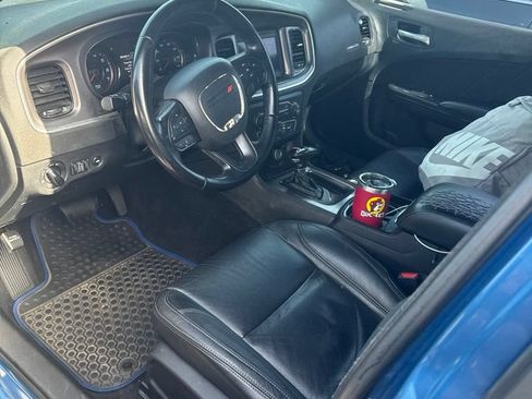 Used 2021 Dodge Charger SXT w/ Blacktop Package RWD image 3
