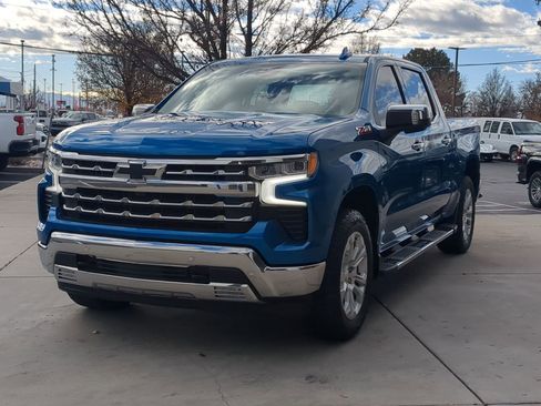 Used 2022 Chevrolet Silverado 1500 LTZ w/ LTZ Premium Package image 2