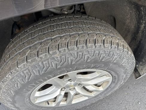 Used 2019 Chevrolet Silverado 1500 LT w/ All-Star Edition AWD/4WD image 12