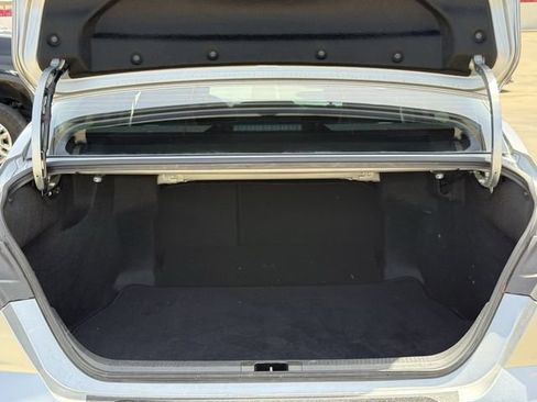 Used 2025 Toyota Camry LE w/ Convenience Package FWD image 33