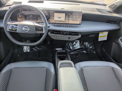 New 2026 Nissan Leaf Platinum+ image 9