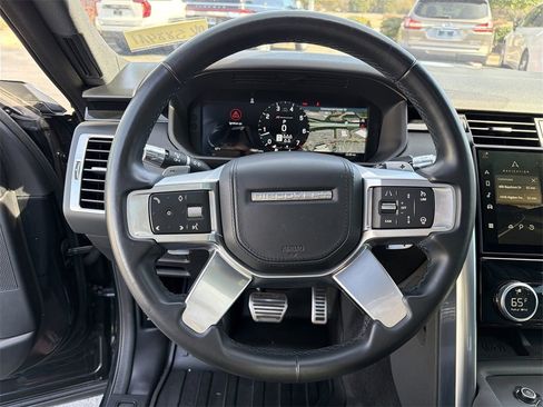 Used 2021 Land Rover Discovery HSE R-Dynamic image 32