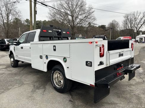 Used 2019 Ford F350 XL w/ Power Equipment Group image 9