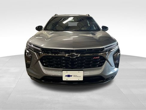 New 2026 Chevrolet Trax RS w/ Driver Confidence Package FWD image 8