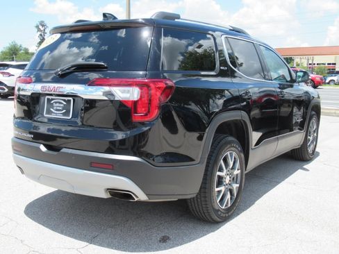 Used 2023 GMC Acadia SLT FWD image 7