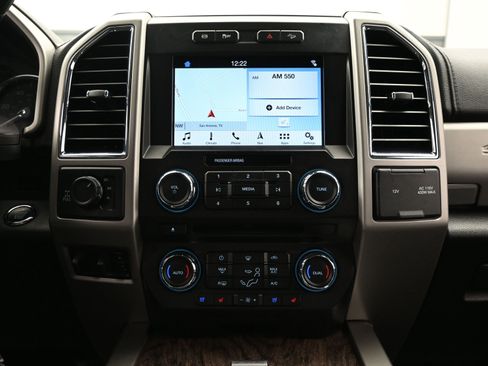 Used 2018 Ford F250 Lariat w/ Lariat Ultimate Package image 16