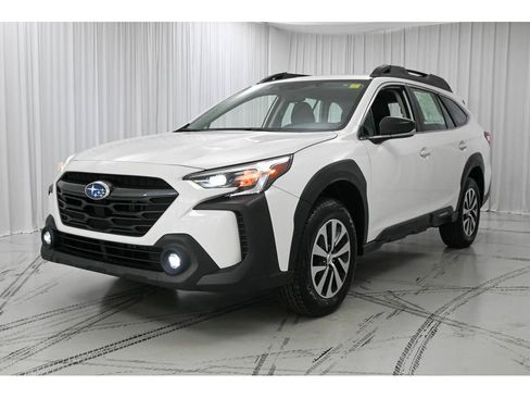 Used 2024 Subaru Outback AWD/4WD image 4