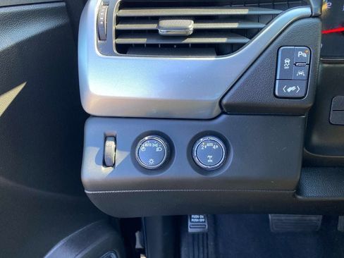 Used 2019 Chevrolet Tahoe LT image 21