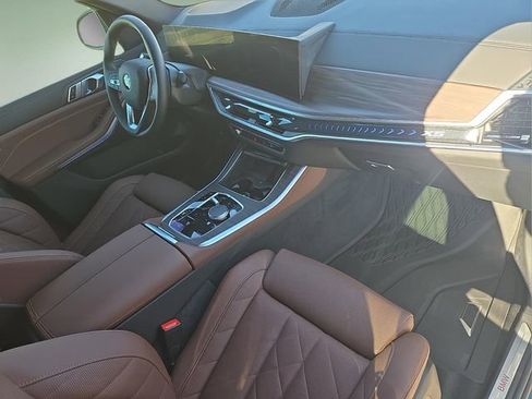 Used 2024 BMW X5 sDrive40i w/ Parking Assistance Package image 12