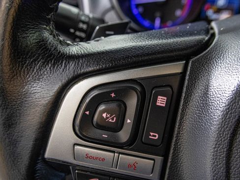 Used 2016 Subaru Legacy 2.5i Limited image 34