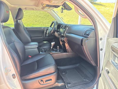 Used 2024 Toyota 4Runner TRD Off-Road Premium w/ Moonroof Package AWD/4WD image 31